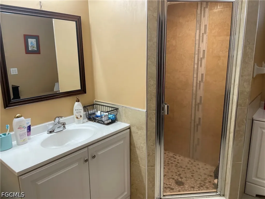 531 SW 39th Terrace Cape Coral FL 33914