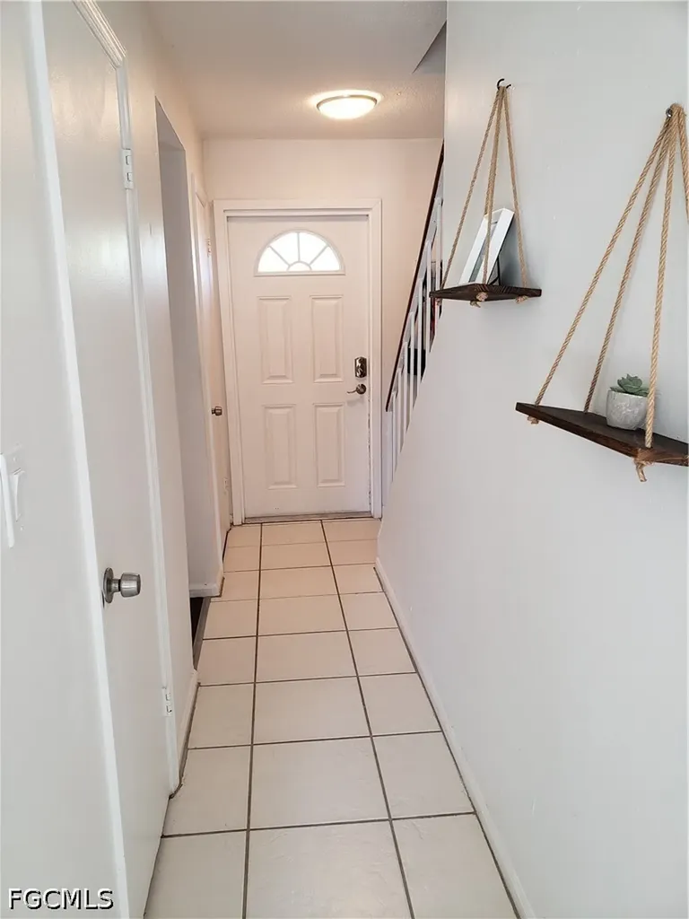 864 Courtington Lane Fort Myers FL 33919