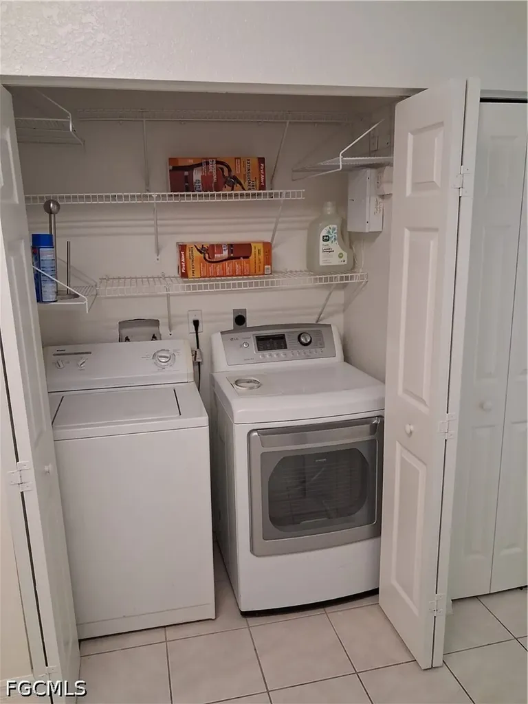 6361 Aragon Way Fort Myers FL 33966