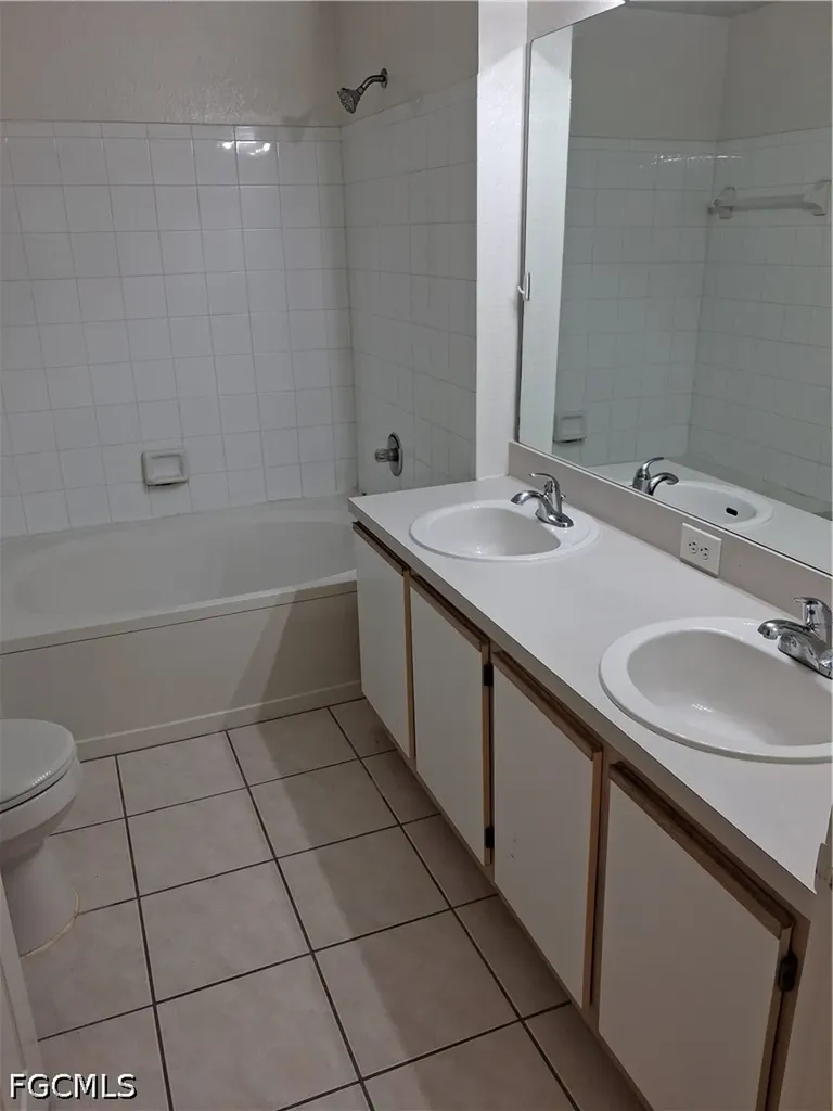 6361 Aragon Way Fort Myers FL 33966