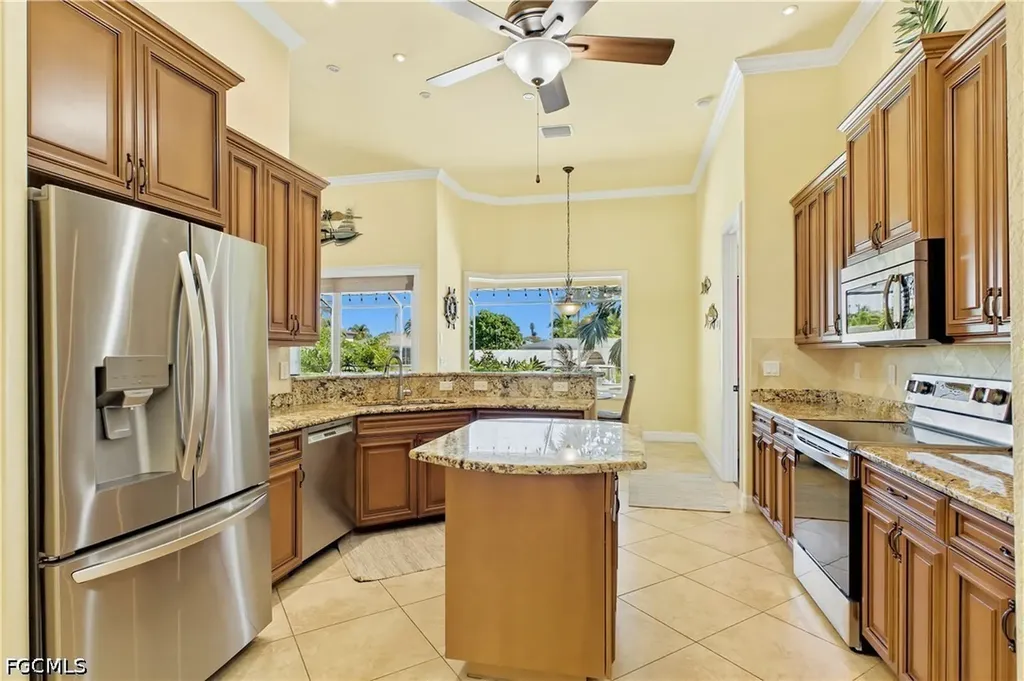 1440 Vendome Court Cape Coral FL 33904