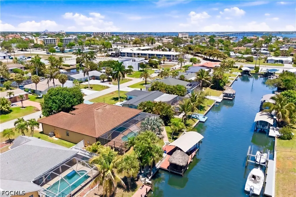 1440 Vendome Court Cape Coral FL 33904