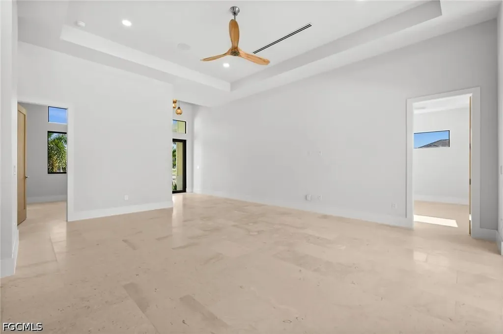 1460 Venetian Court Cape Coral FL 33904