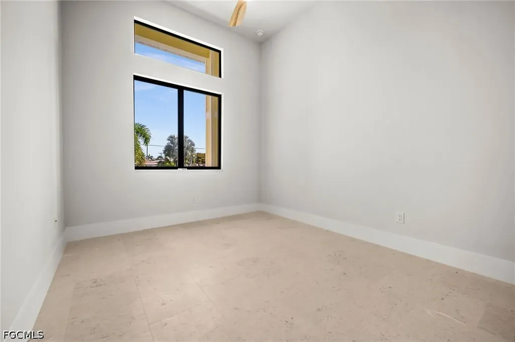 1460 Venetian Court Cape Coral FL 33904