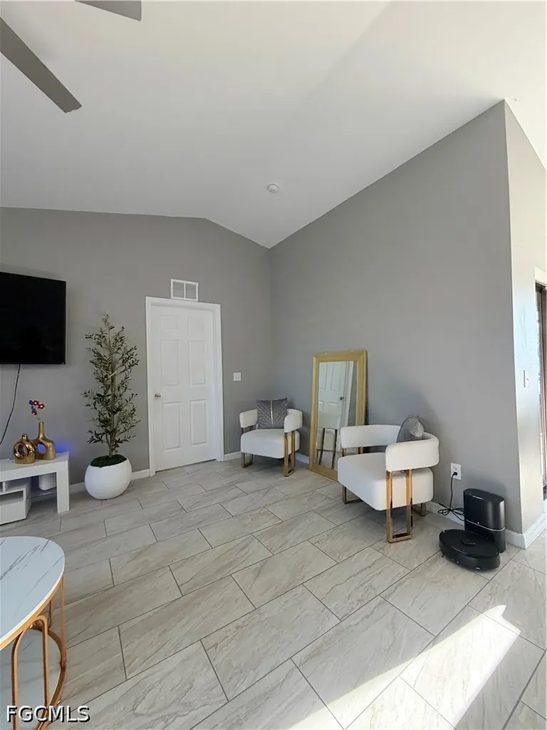 100 NW 13th Place Cape Coral FL 33993