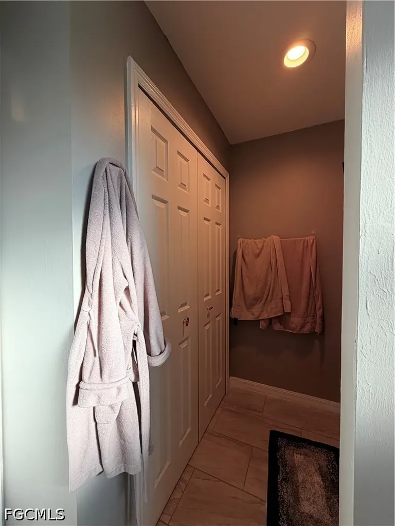 100 NW 13th Place Cape Coral FL 33993