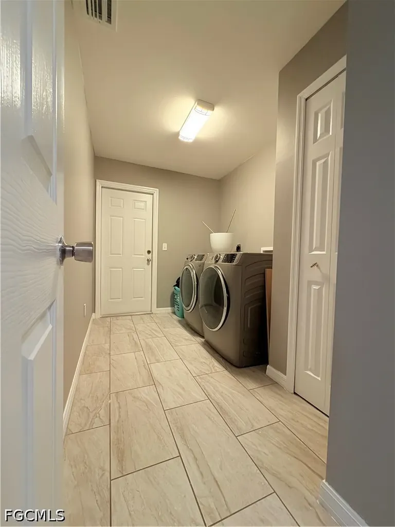 100 NW 13th Place Cape Coral FL 33993