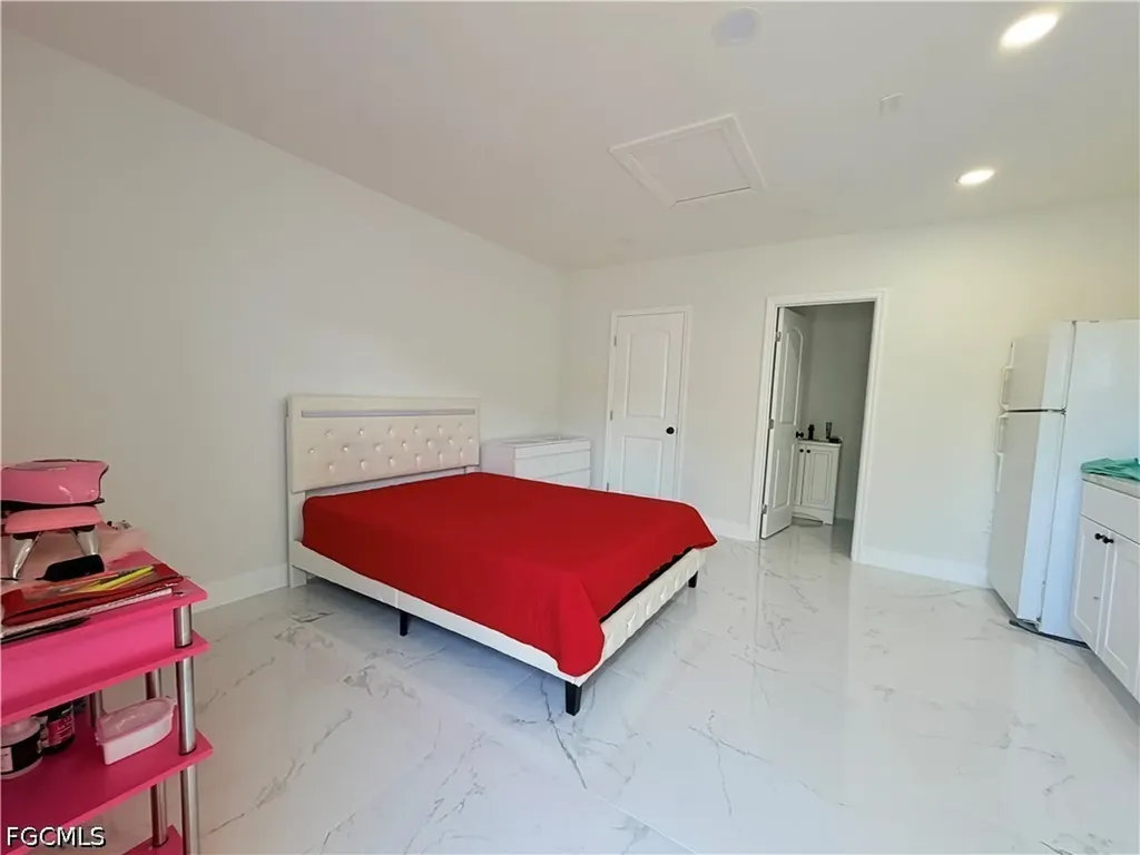 100 NW 13th Place Cape Coral FL 33993