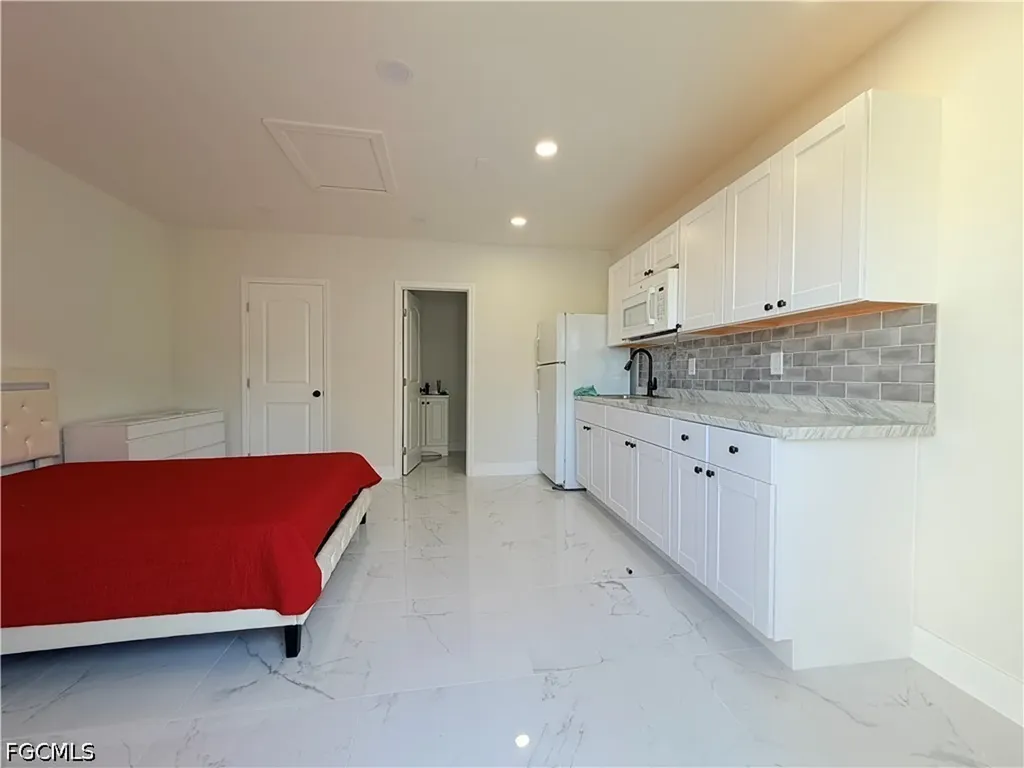 100 NW 13th Place Cape Coral FL 33993