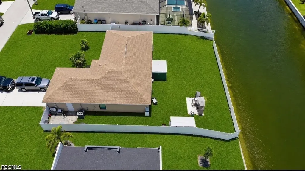 100 NW 13th Place Cape Coral FL 33993