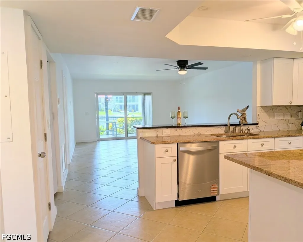 4722 SE 1st Place Cape Coral FL 33904