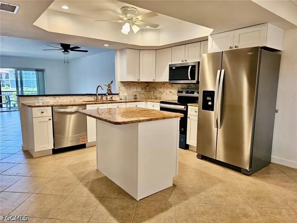 4722 SE 1st Place Cape Coral FL 33904