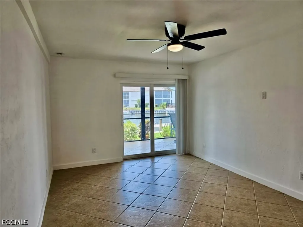 4722 SE 1st Place Cape Coral FL 33904