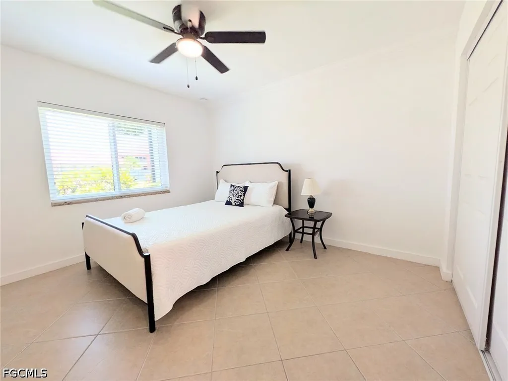 4722 SE 1st Place Cape Coral FL 33904