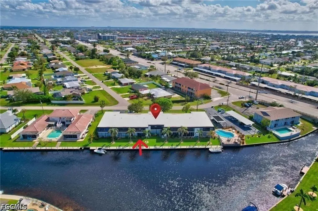 4722 SE 1st Place Cape Coral FL 33904