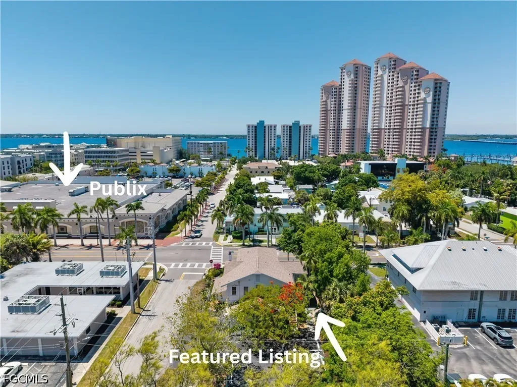 2135 Mcgregor Boulevard Fort Myers FL 33901