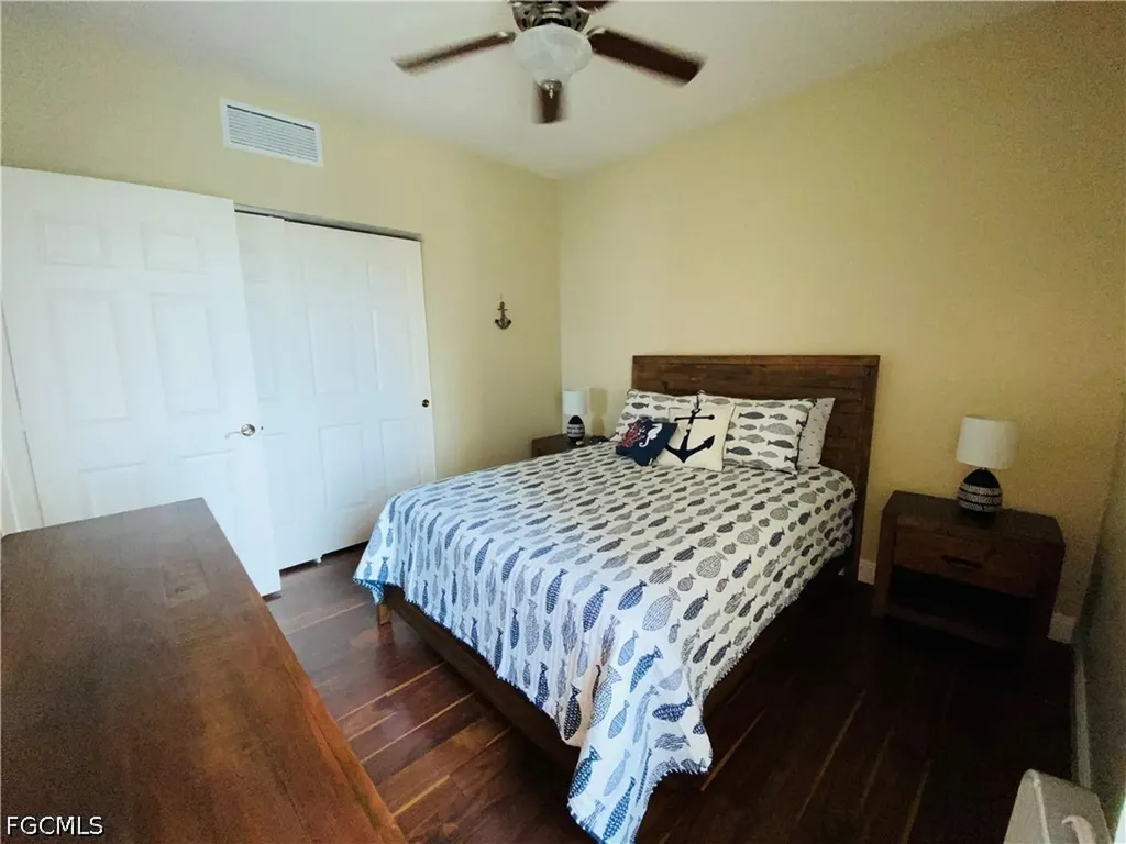 2745 1st Street Fort Myers FL 33916