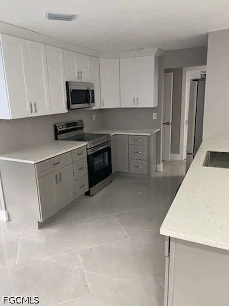 4202 Palm Tree Boulevard Cape Coral FL 33904