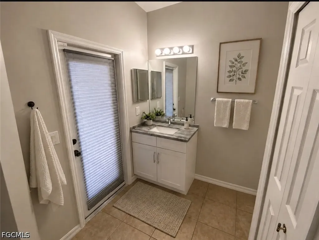 2247 NW 15th Street Cape Coral FL 33993