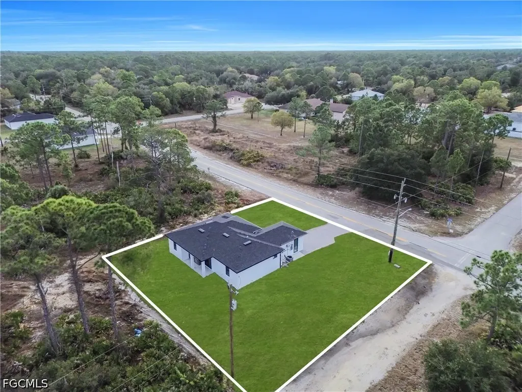 301 E 17th Street Lehigh Acres FL 33972