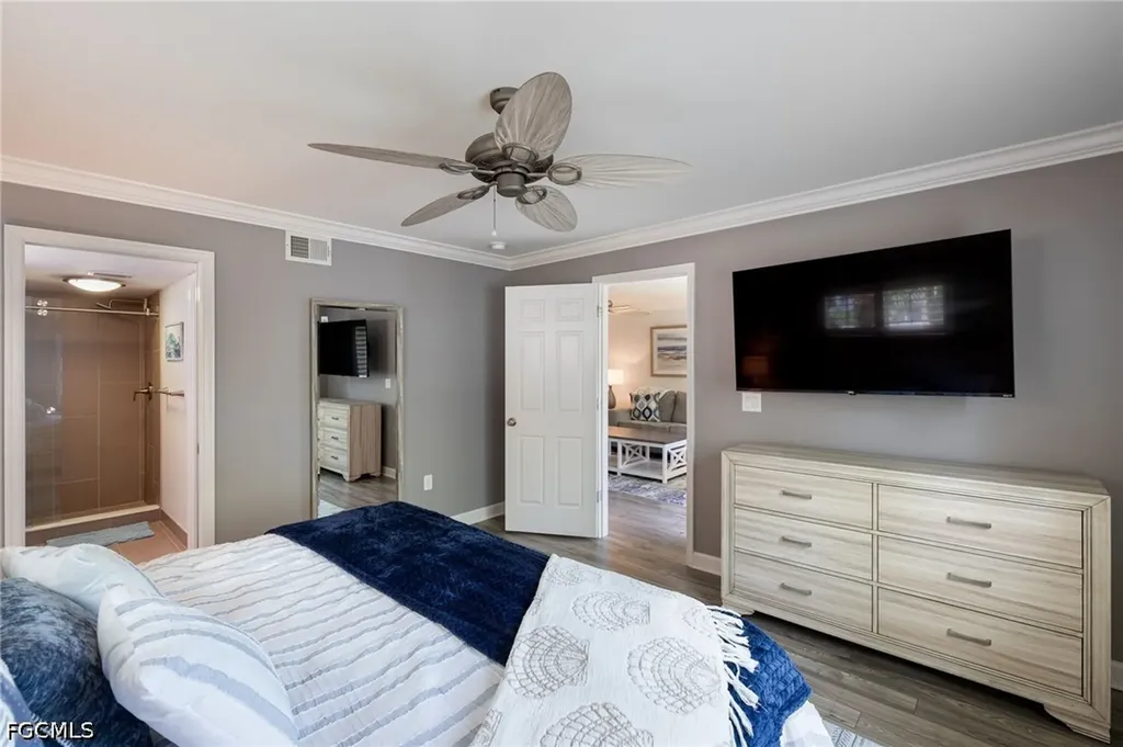 3021 Sandpiper Bay Circle Naples FL 34112