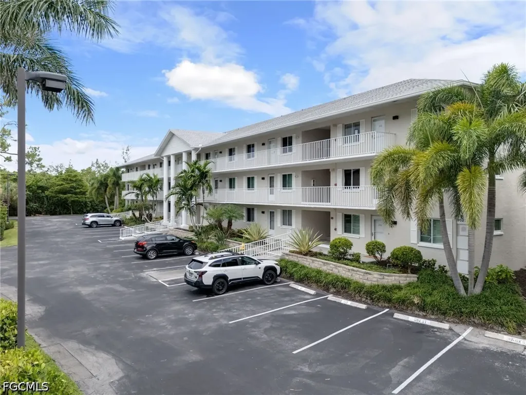 3021 Sandpiper Bay Circle Naples FL 34112