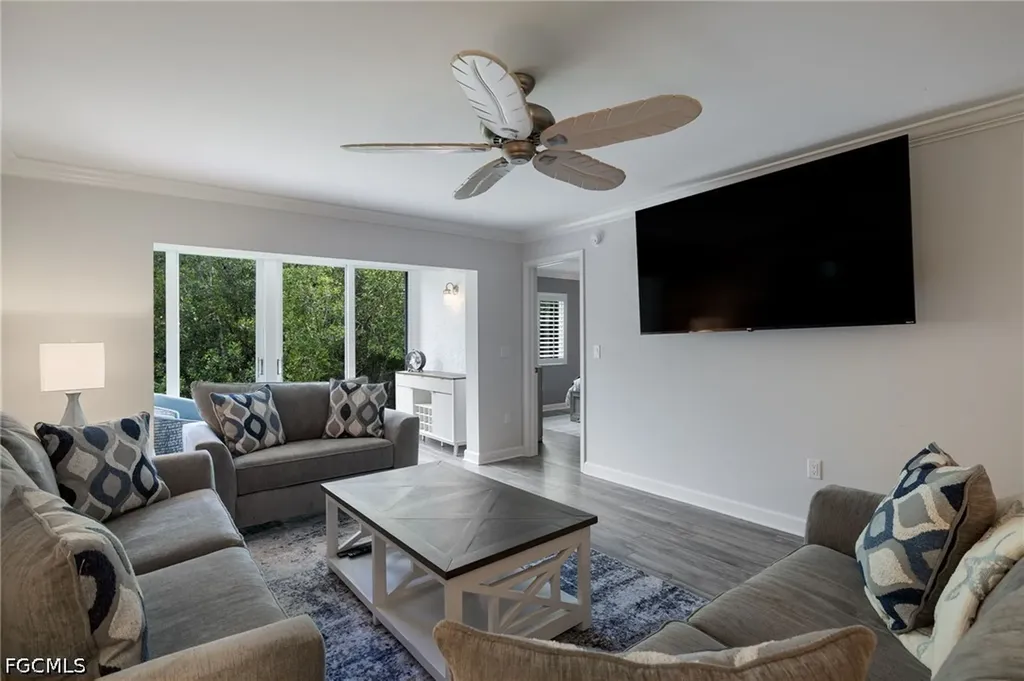 3021 Sandpiper Bay Circle Naples FL 34112