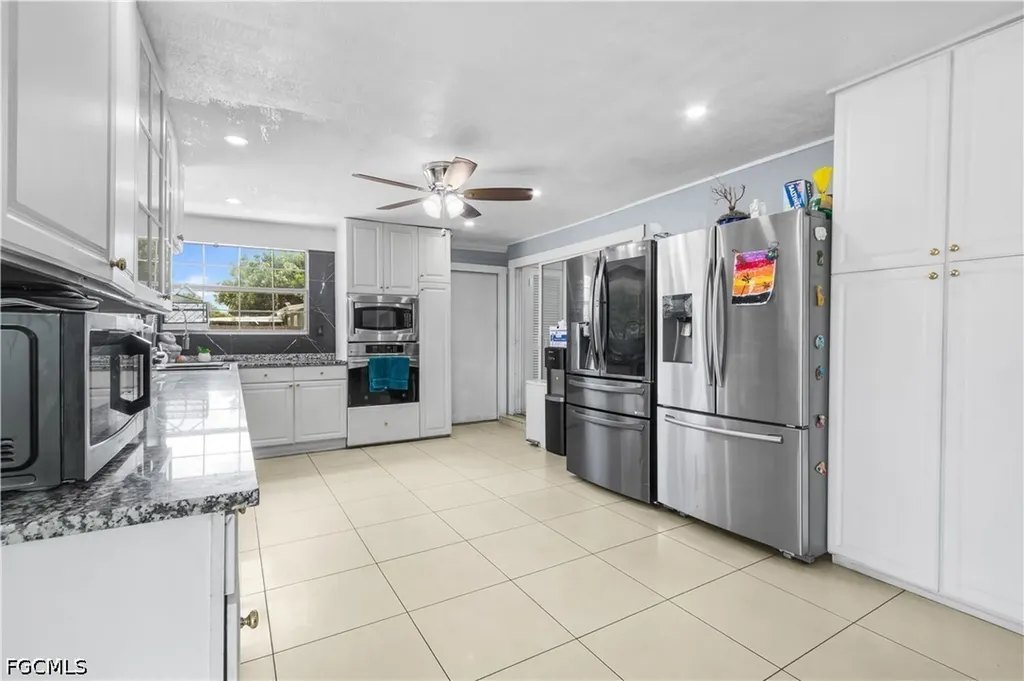 18 Illinois Road Lehigh Acres FL 33936
