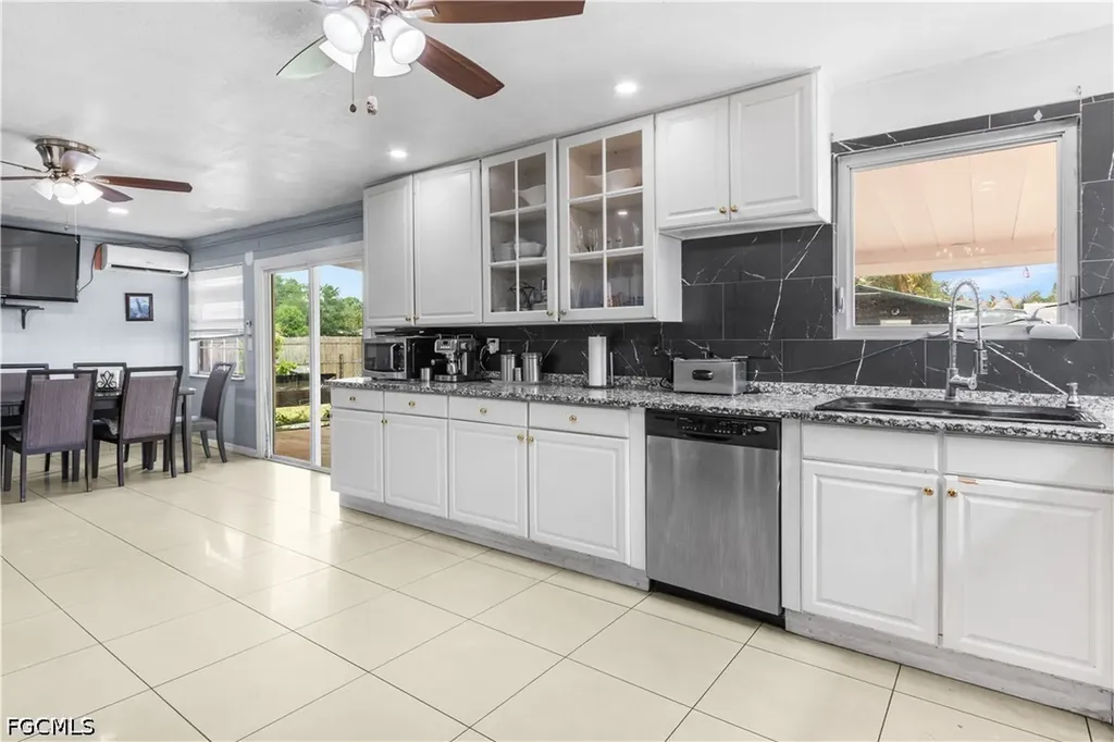 18 Illinois Road Lehigh Acres FL 33936