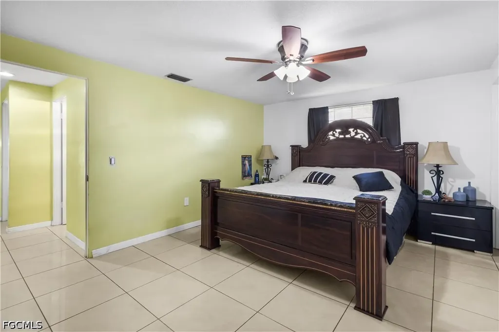 18 Illinois Road Lehigh Acres FL 33936