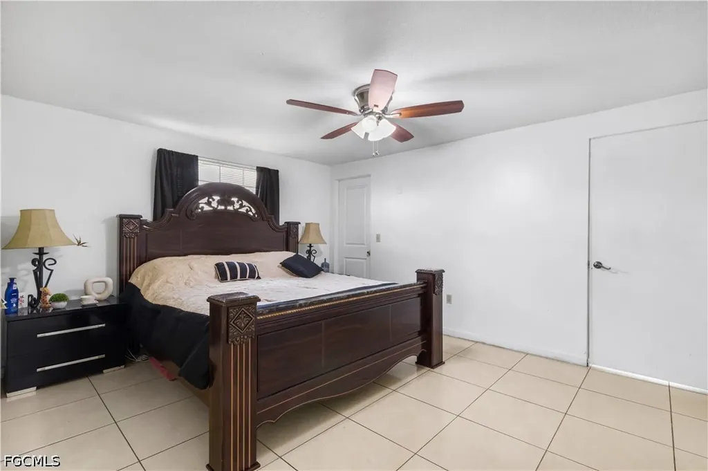 18 Illinois Road Lehigh Acres FL 33936