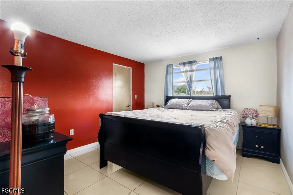 18 Illinois Road Lehigh Acres FL 33936