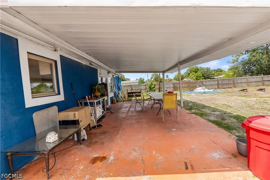 18 Illinois Road Lehigh Acres FL 33936