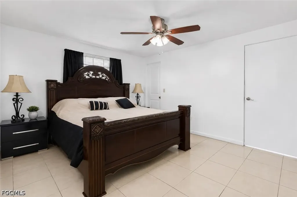 18 Illinois Road Lehigh Acres FL 33936