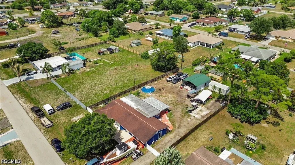 18 Illinois Road Lehigh Acres FL 33936