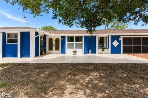 18 Illinois Road Lehigh Acres FL 33936