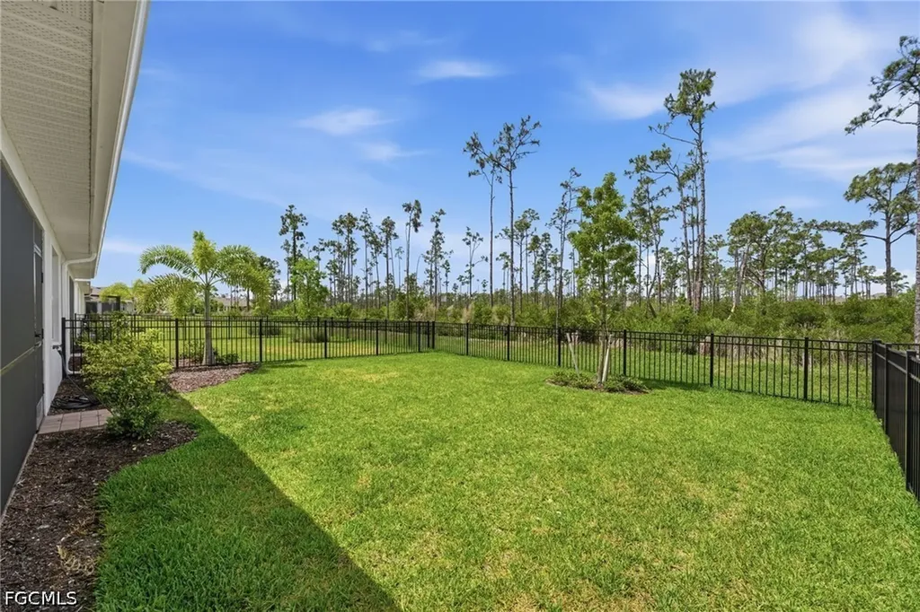 20175 Camino Torcido Loop North Fort Myers FL 33917