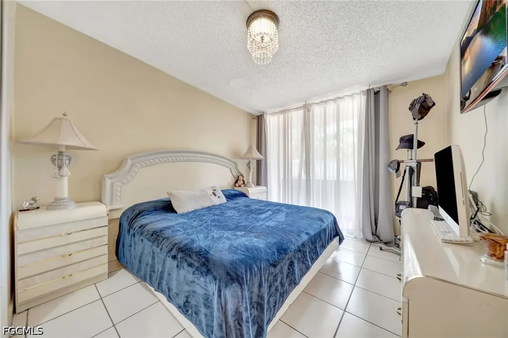 14154 Kendale Lakes Circle Miami FL 33183