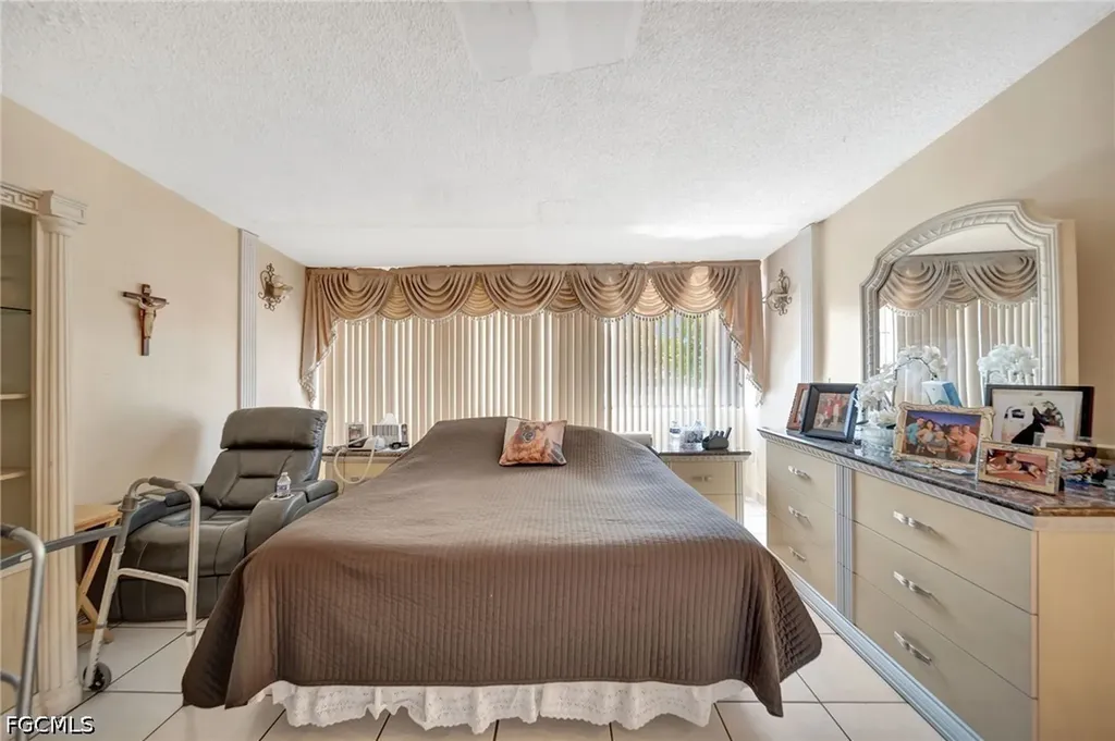 14154 Kendale Lakes Circle Miami FL 33183