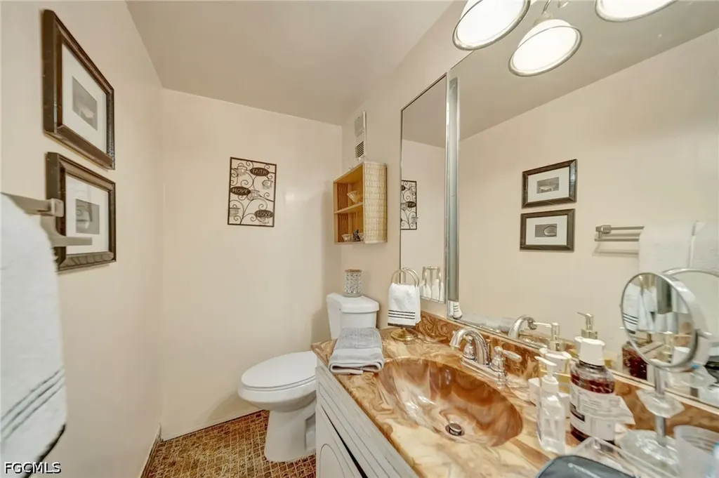 14154 Kendale Lakes Circle Miami FL 33183