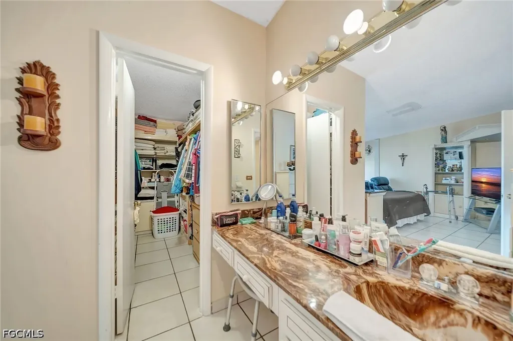 14154 Kendale Lakes Circle Miami FL 33183