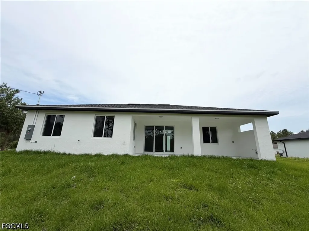1013 Lincoln Avenue Lehigh Acres FL 33972