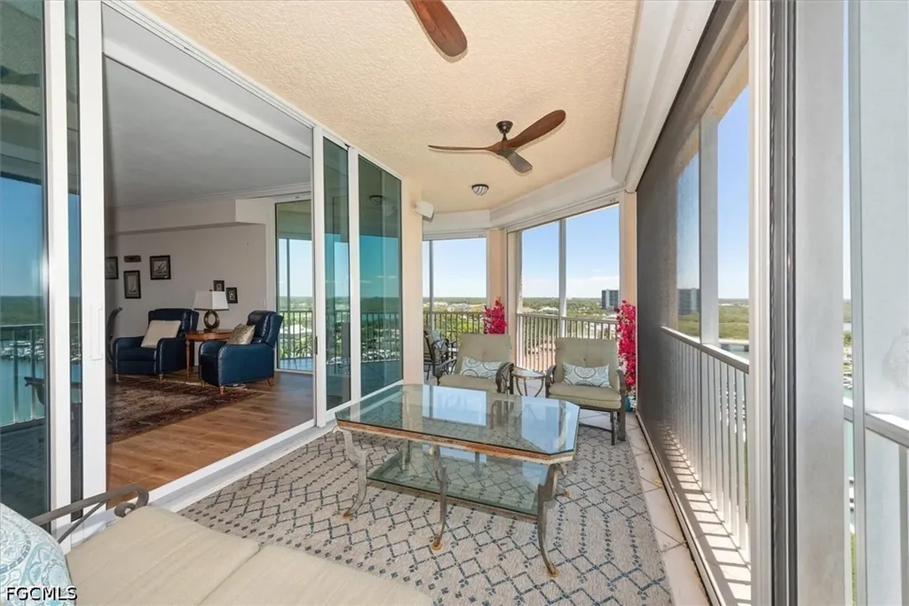 425 Dockside Drive Naples FL 34110