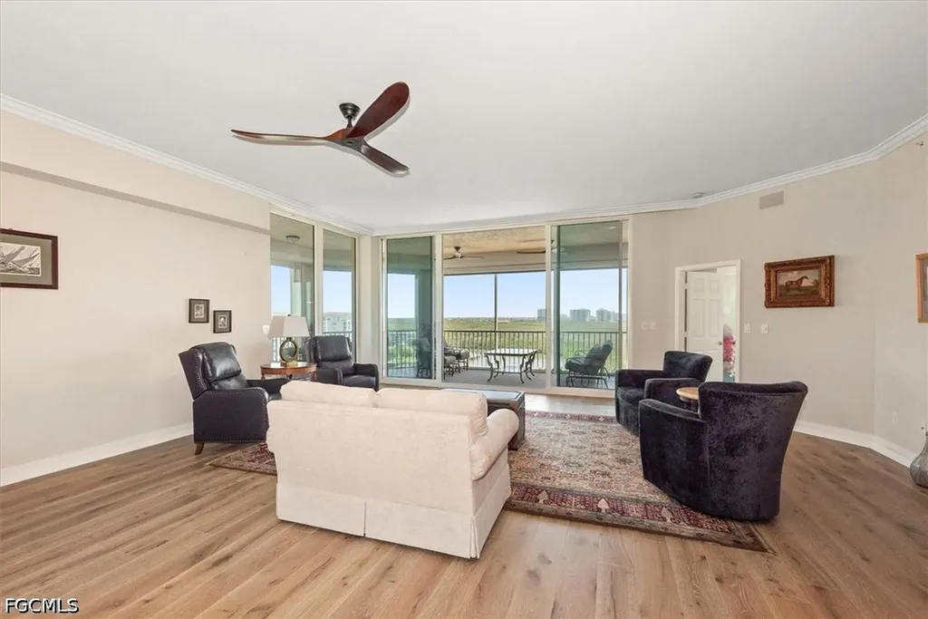 425 Dockside Drive Naples FL 34110