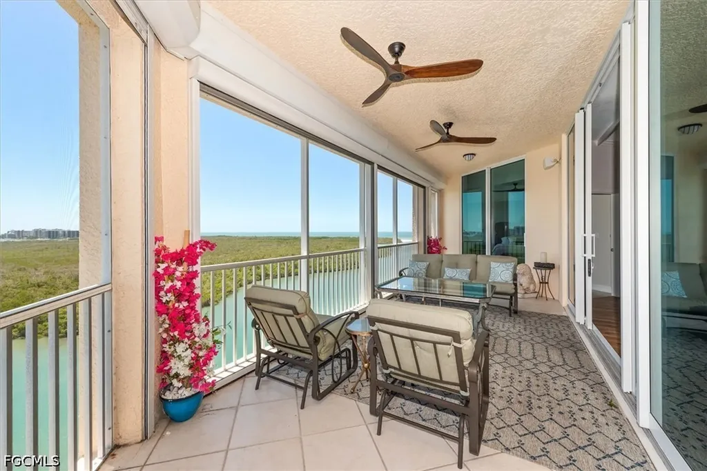 425 Dockside Drive Naples FL 34110