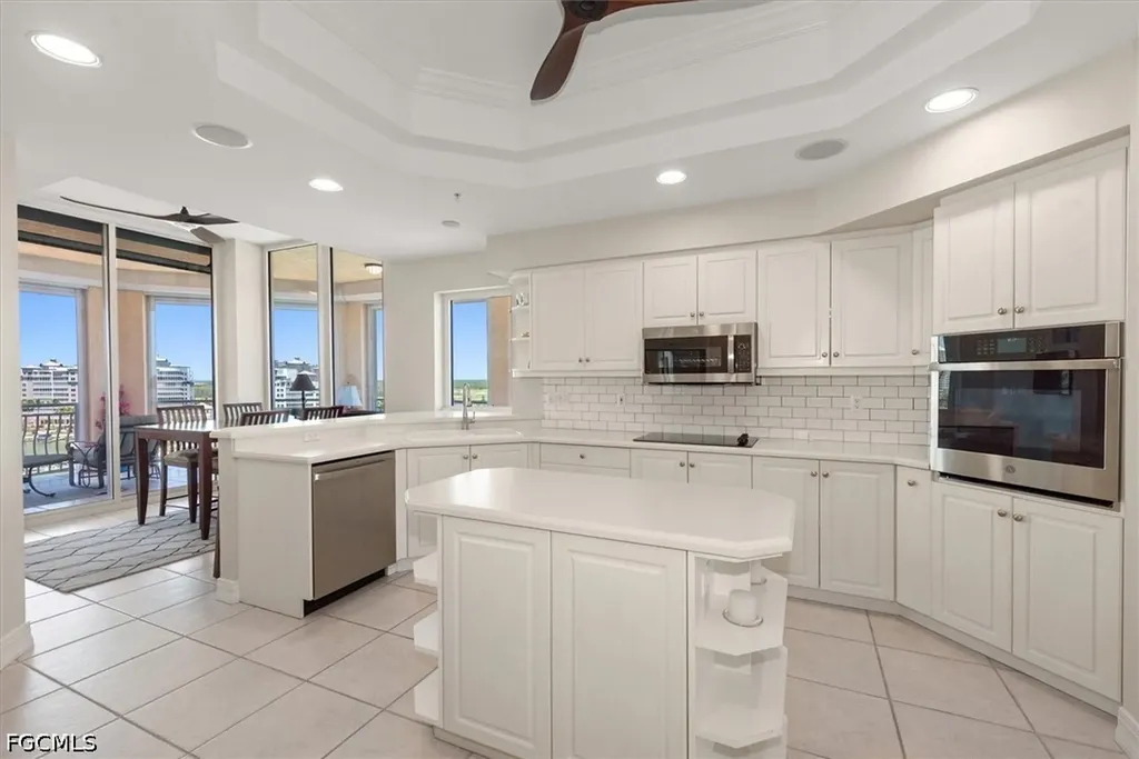 425 Dockside Drive Naples FL 34110