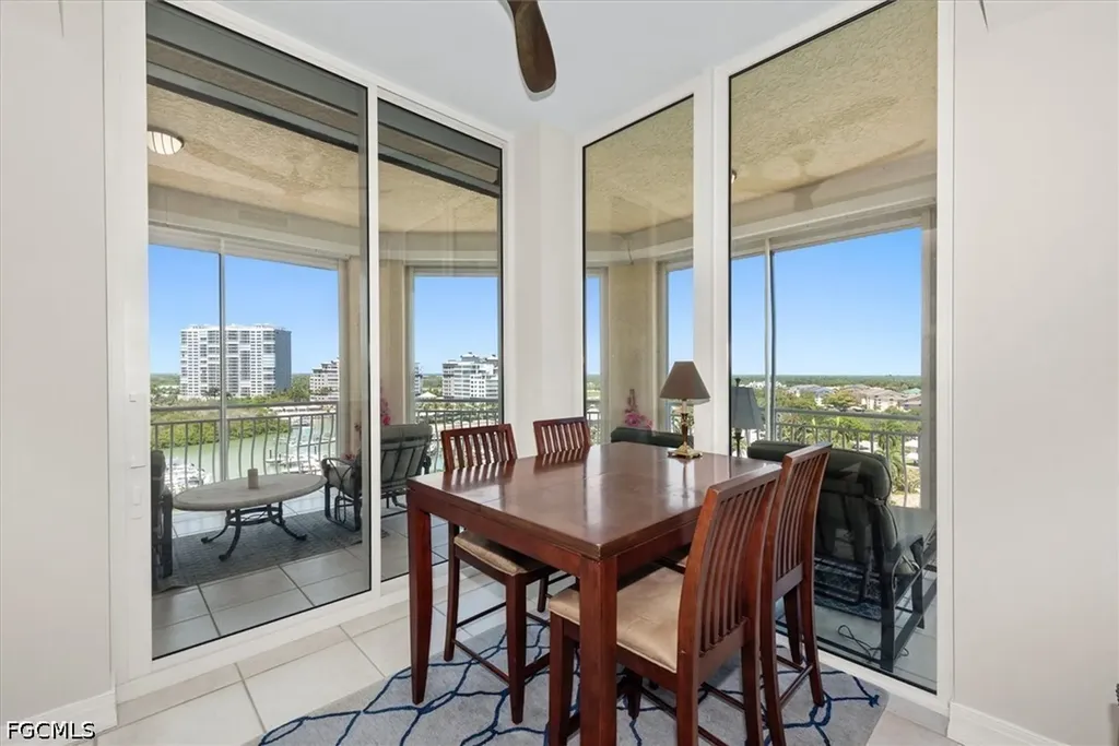 425 Dockside Drive Naples FL 34110