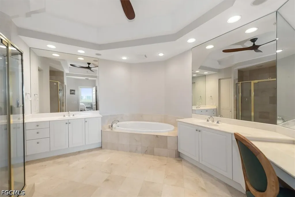 425 Dockside Drive Naples FL 34110