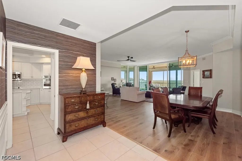 425 Dockside Drive Naples FL 34110