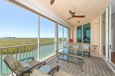 425 Dockside Drive Naples FL 34110
